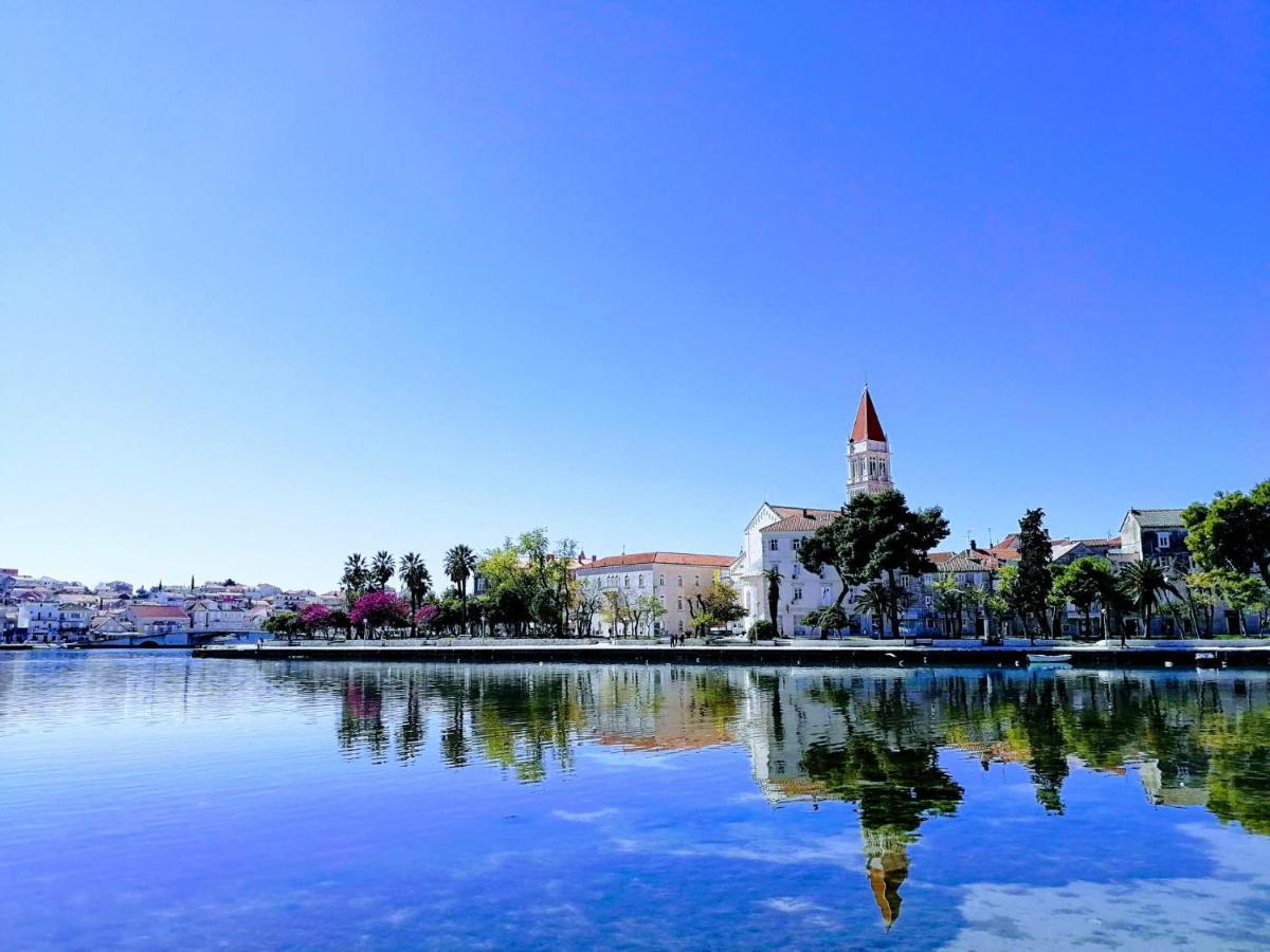 Apartments Trabakul Trogir Exteriör bild