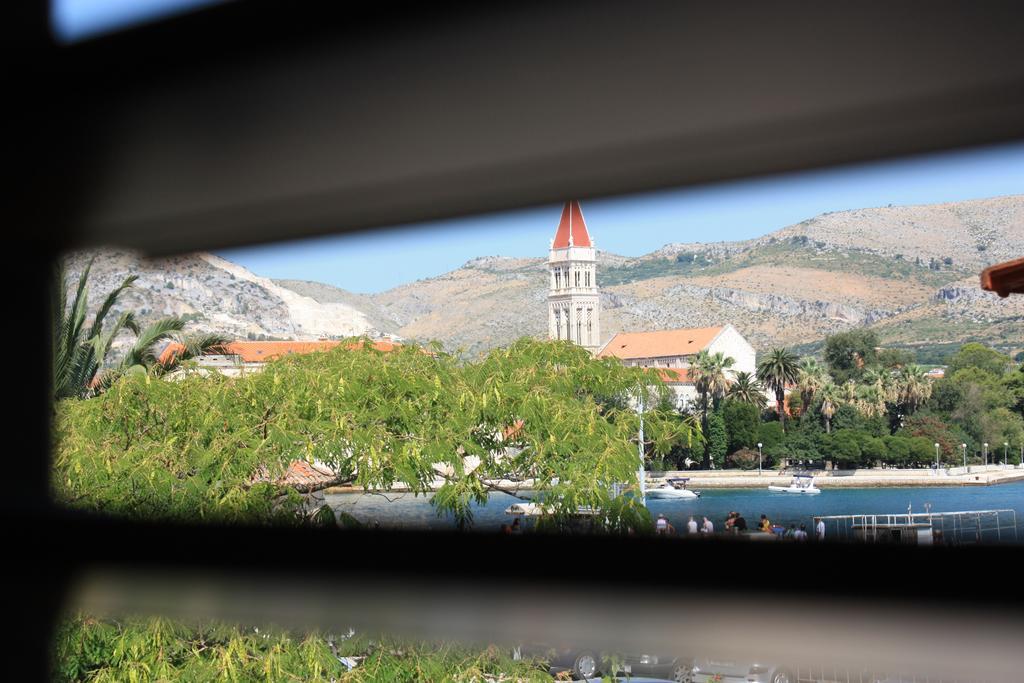 Apartments Trabakul Trogir Exteriör bild